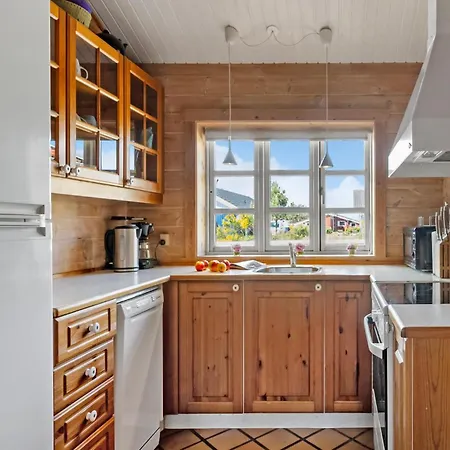 Vakantiehuis 3 Bedroom Awesome In